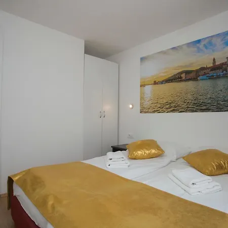 Mobile Homes Sveti Kriz 4* Trogir