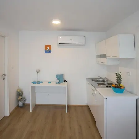 Mobile Homes Sveti Kriz 4* Trogir